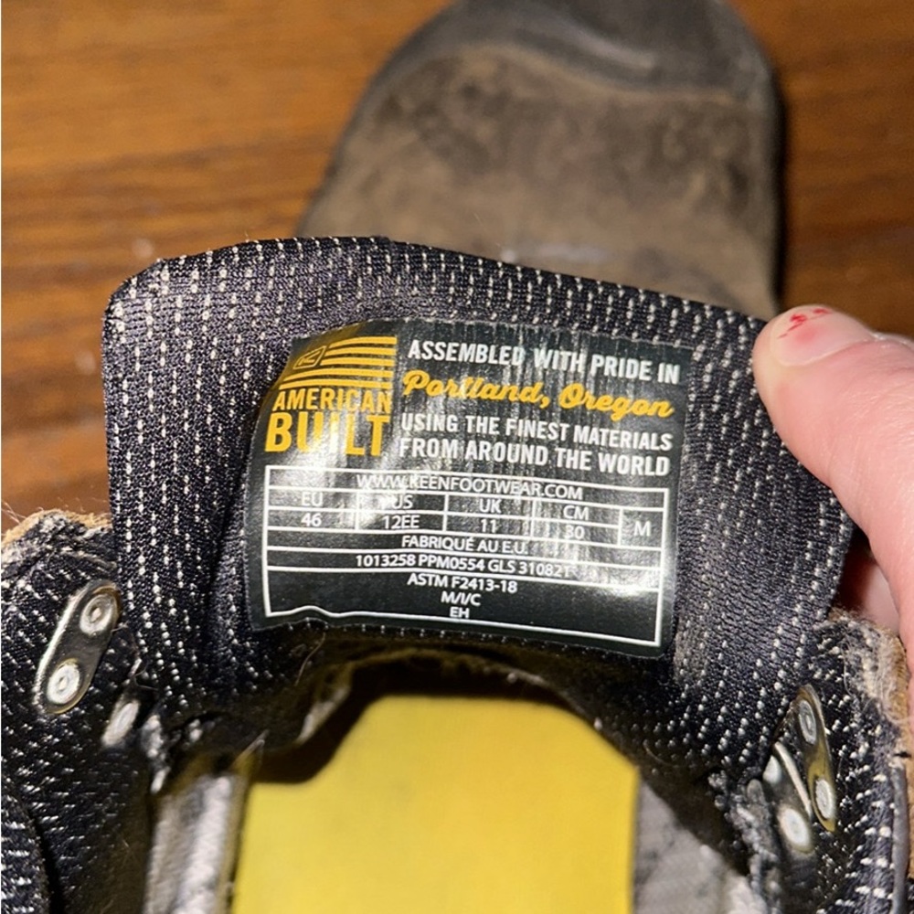Men’s keen steel toe boots